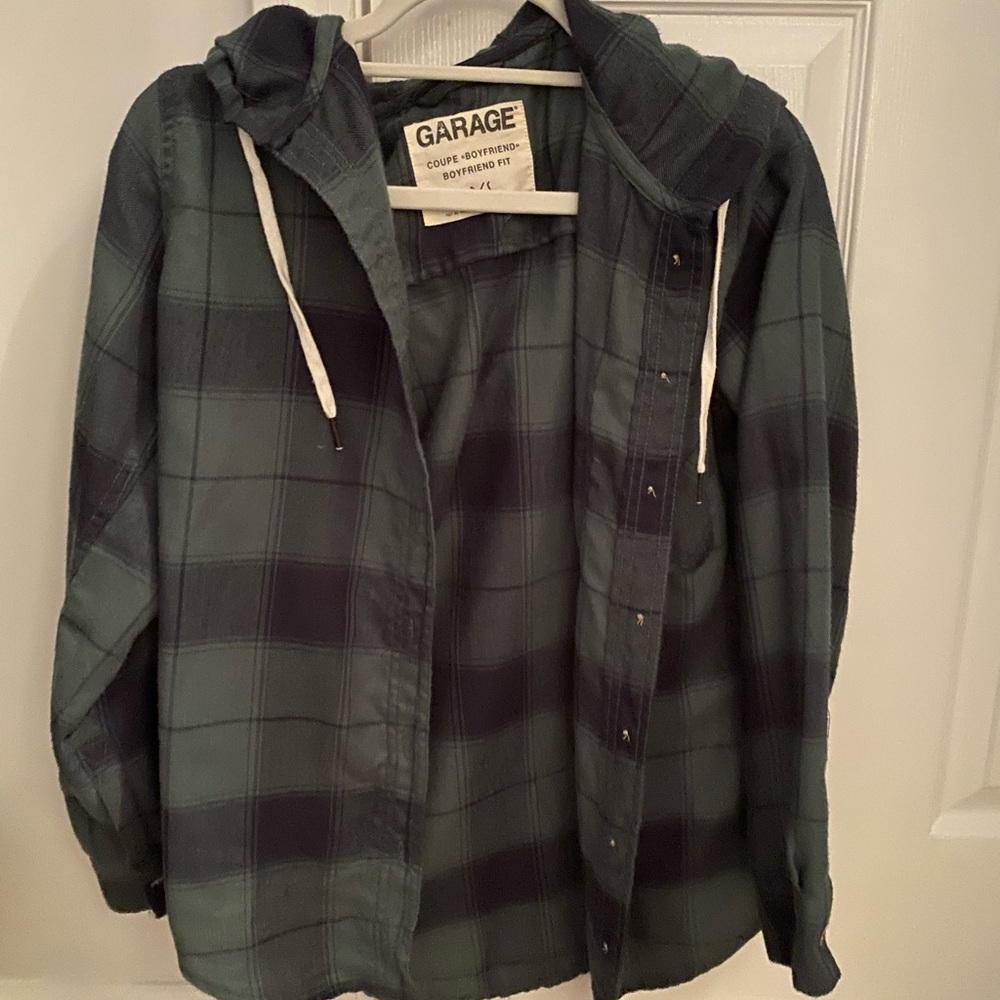 Hooded green flannel